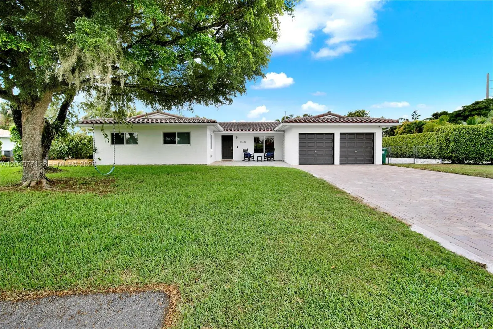 3 bedroom 2 bath Residential for sale at 11632 SW 127th Ter, Miami FL 33176