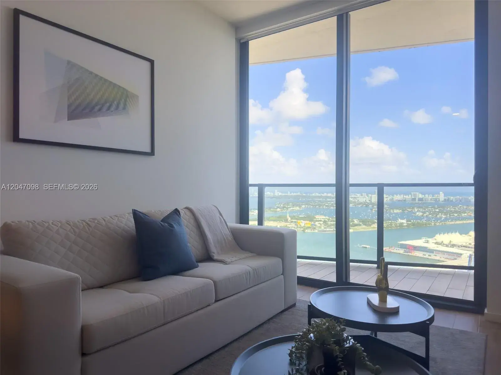 1 bedroom 1 bath for sale at 398 NE 5th St # 4210, Miami FL 33132