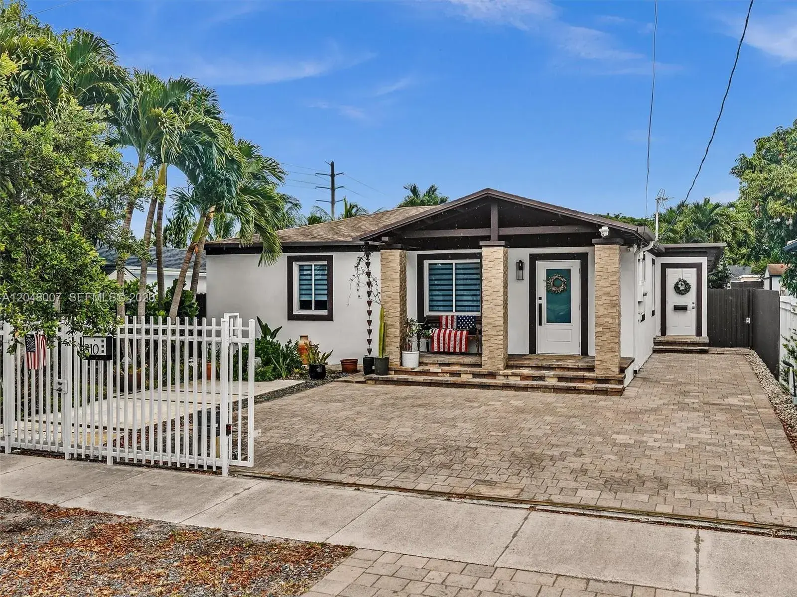 3 bedroom 2 bath for sale at 310 SW 65th Ave, Miami FL 33144