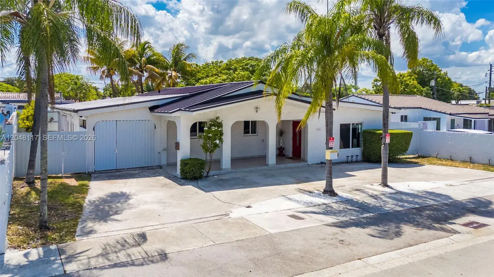 4 bedroom 3 bath for sale at 114 SW SW 57th Ct, Miami FL 33144