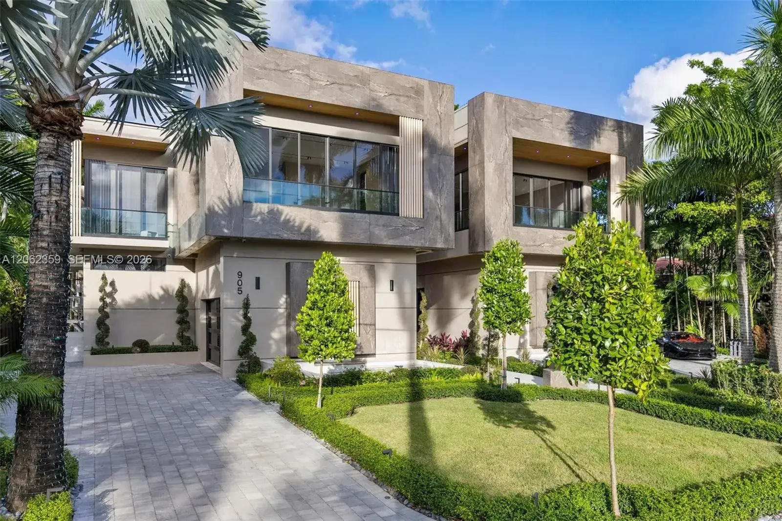 7 bedroom 8 bath Residential for sale at 905 Belle Meade Island Dr, Miami FL 33138
