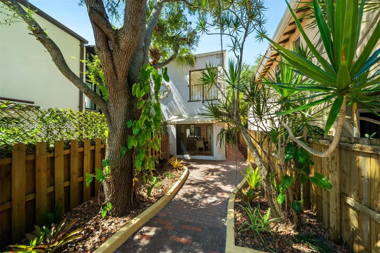 2 bedroom 3 bath Residential for sale at 3145 Jackson Ave, Miami FL 33133