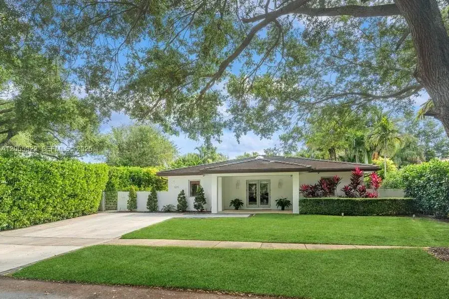 4 bedroom 3 bath Residential for sale at 8215 SW 63rd Pl, Miami FL 33143