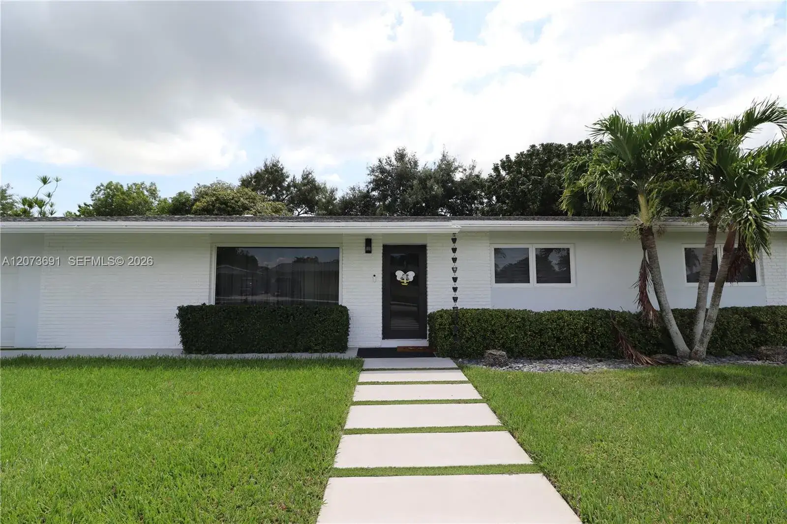 3 bedroom 2 bath Residential for sale at 8123 SW 95th Ct, Miami FL 33173