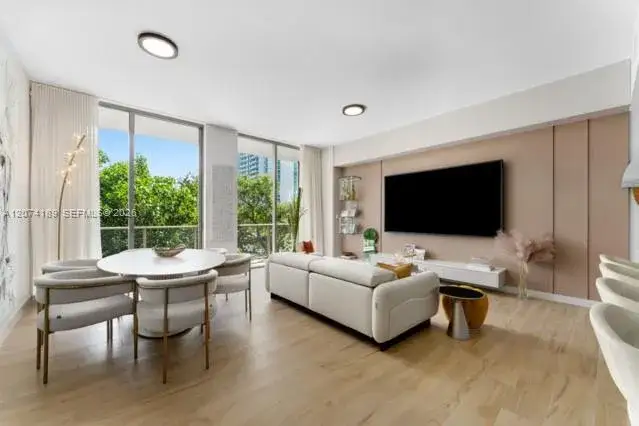 3 bedroom 3 bath Residential for sale at 2678 Tigertail Ave # 302, Miami FL 33133