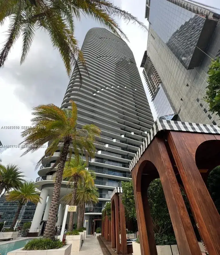 3 bedroom 3 bath Residential for sale at 801 S Miami Ave # 1804, Miami FL 33130
