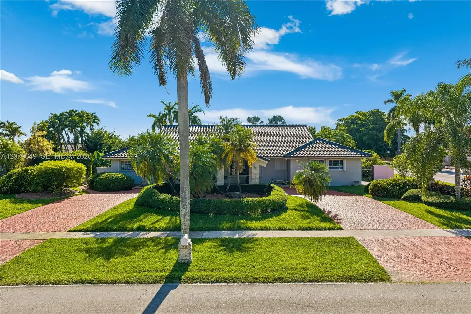 4 bedroom 3 bath Residential for sale at 590 NW 132nd Ave, Miami FL 33182