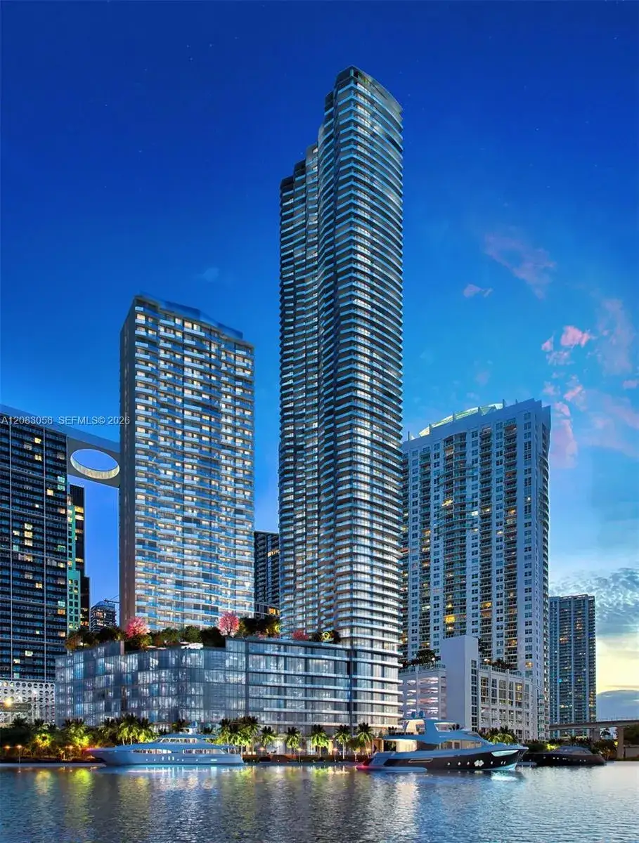 1 bedroom 1 bath Residential for sale at 77 SE 5TH # 1611, Miami FL 33131