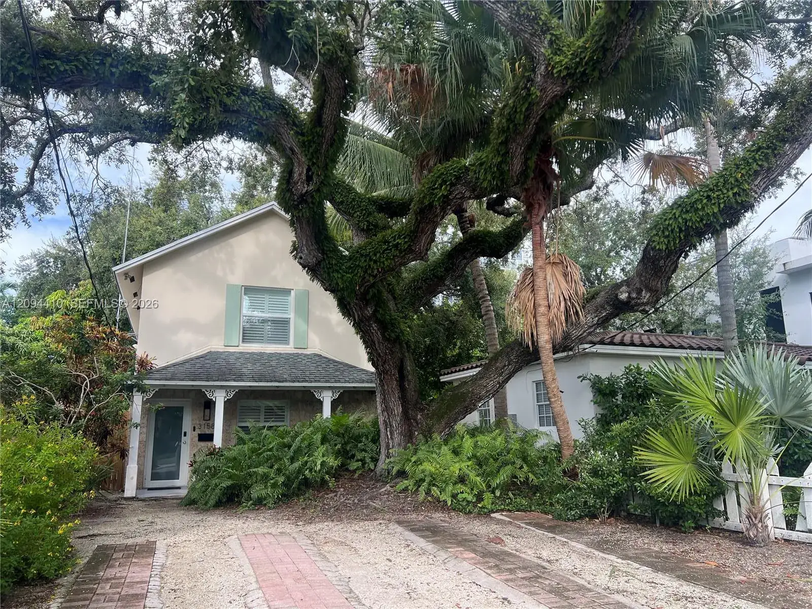 3 bedroom 3 bath Residential for sale at 3158 Carter St, Miami FL 33133