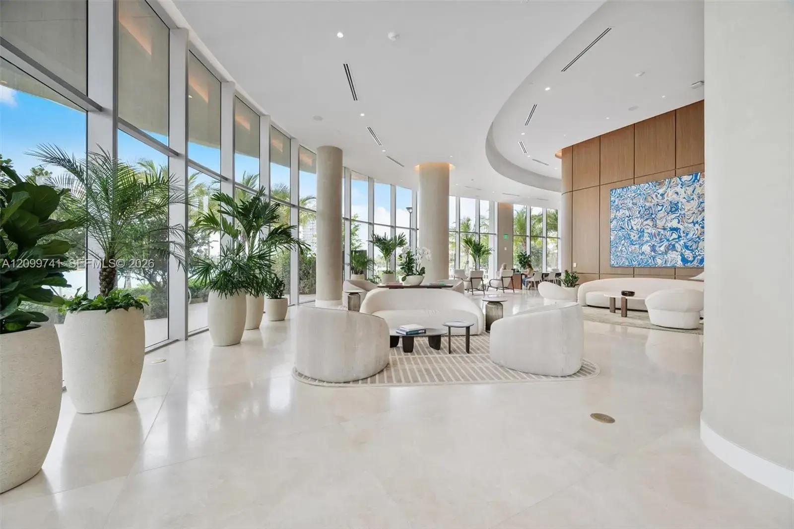 2 bedroom 3 bath Residential for sale at 2411 Laguna Circle # 2211, Miami FL 33180