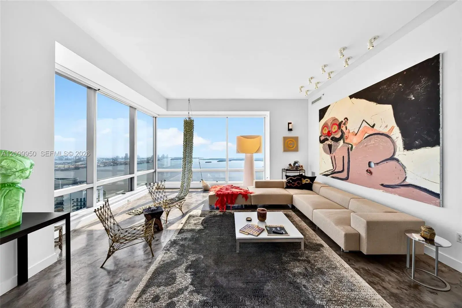 3 bedroom 2 bath Residential for sale at 1425 Brickell Ave # 60E, Miami FL 33131