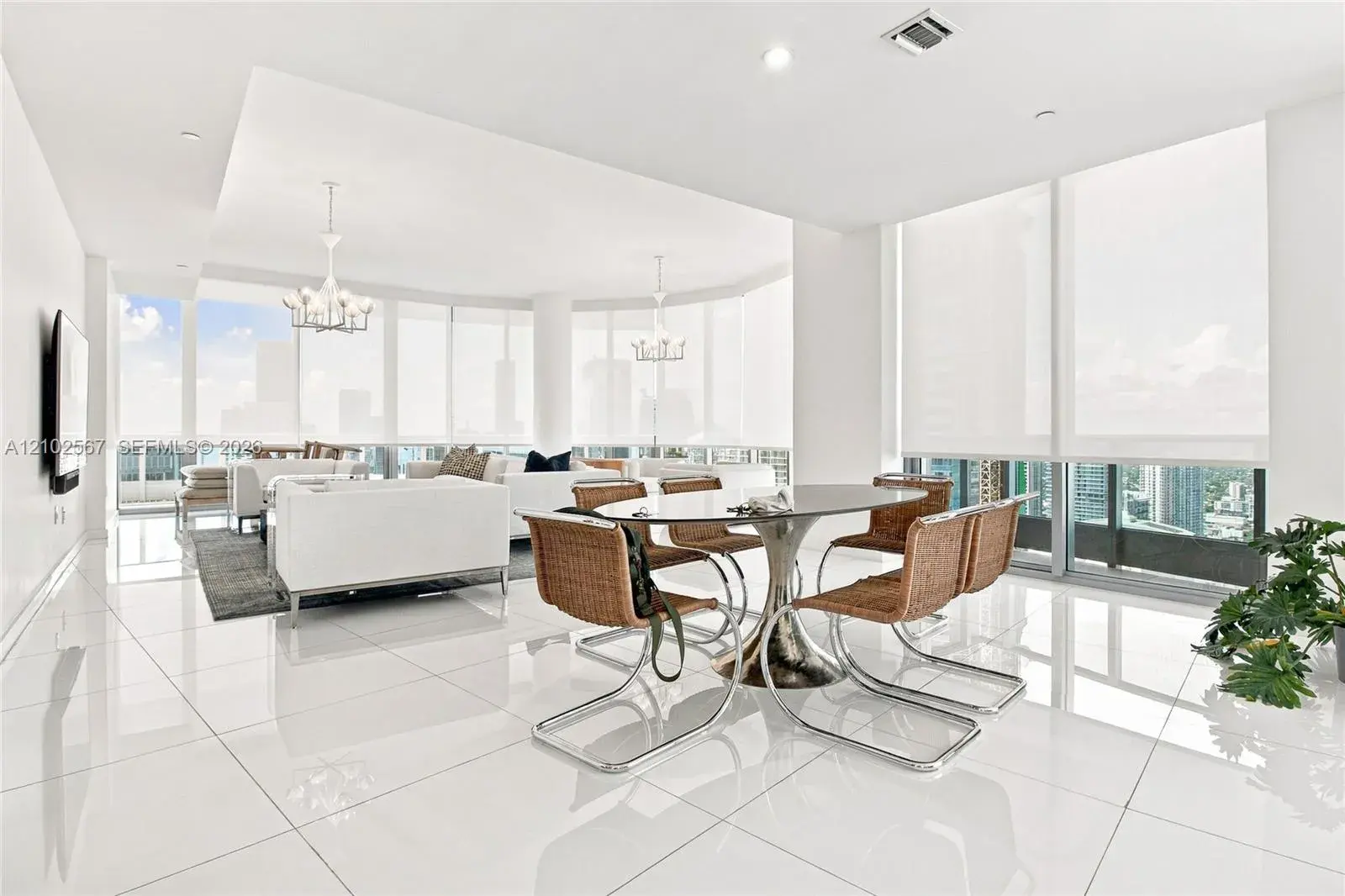 3 bedroom 4 bath Residential for sale at 200 Biscayne Boulevard Way # 5302, Miami FL 33131