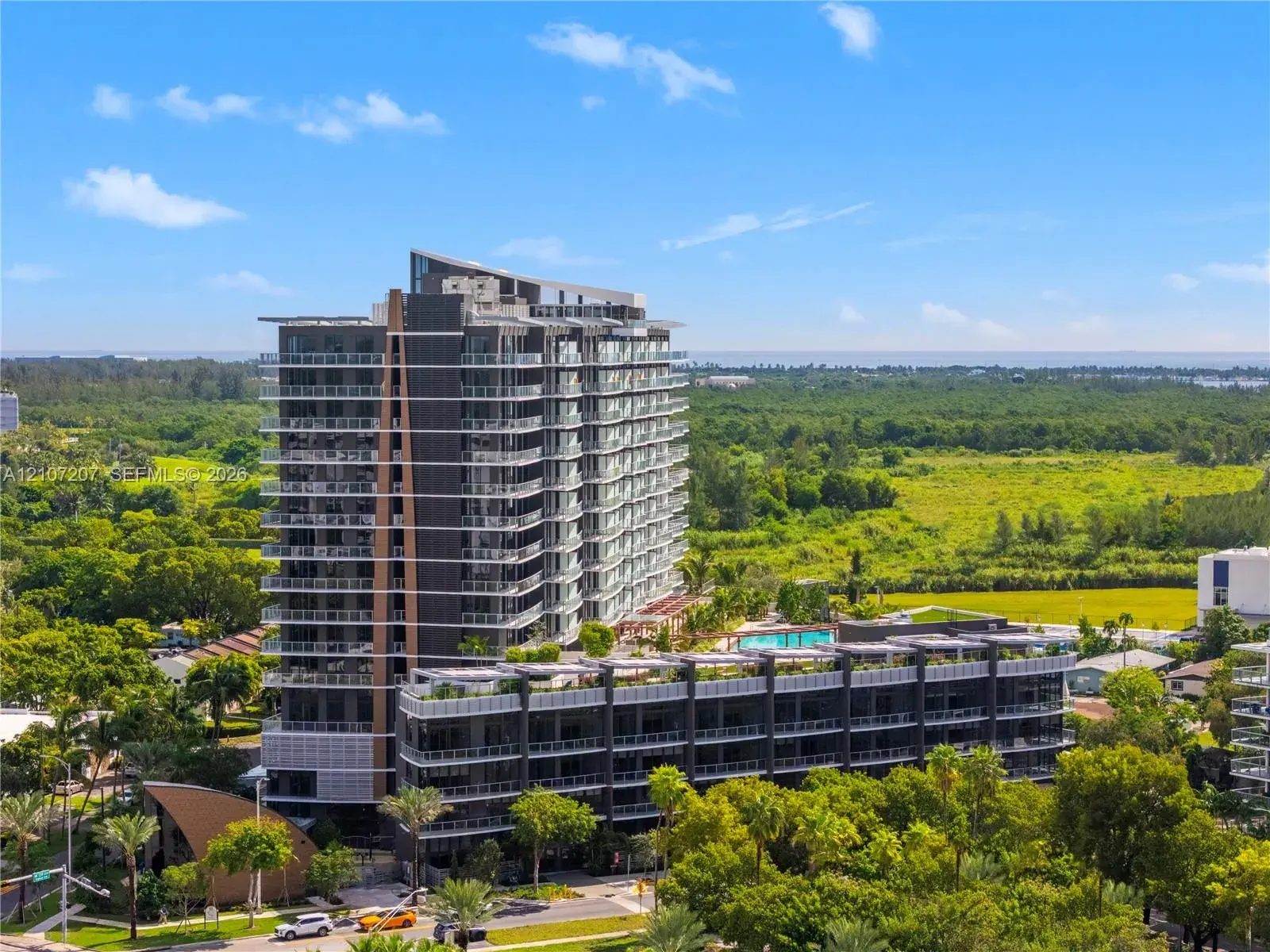 2 bedroom 3 bath Residential for sale at 13899 Biscayne Blvd # 406, Miami FL 33181