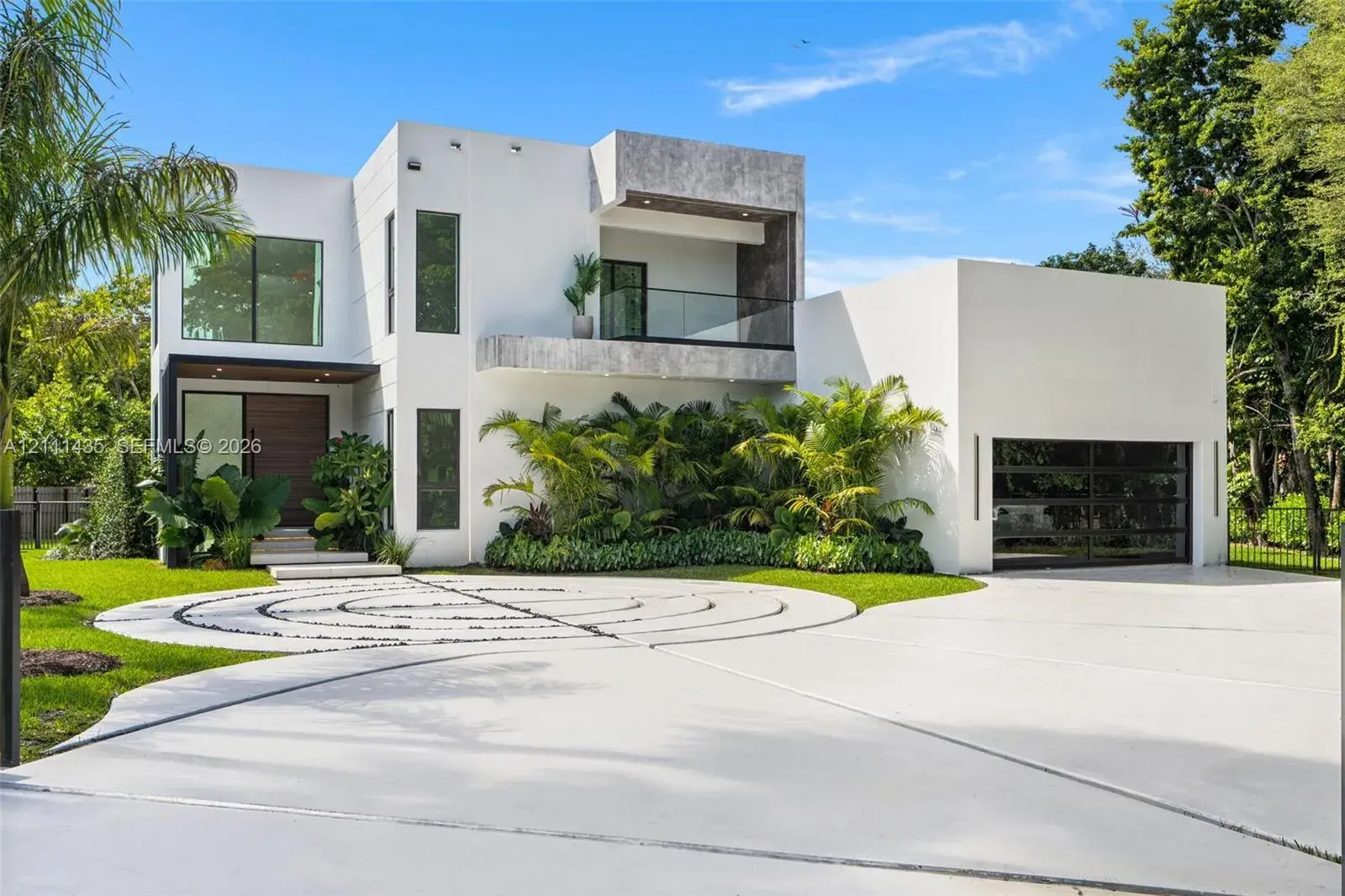 6 bedroom 7 bath Residential for sale at 9530 SW 95th Ct, Miami FL 33176