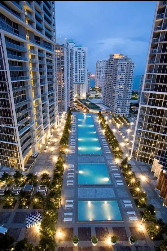 2 bedroom 2 bath Residential for sale at 495 BRICKELL Avenue # 1605, Miami FL 33131