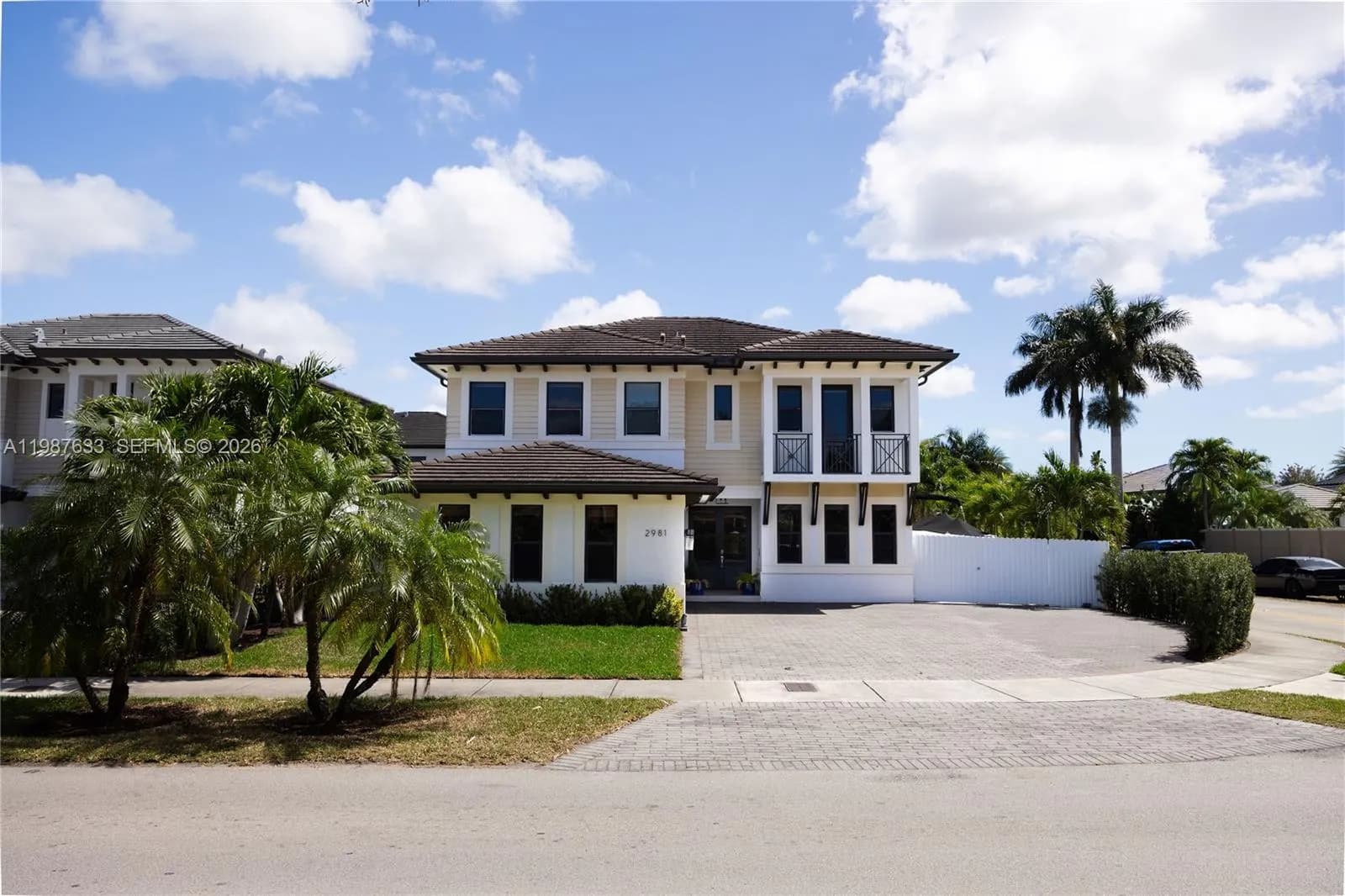 4 bedroom 4 bath for sale at 2981 SW 149th Ave, Miami FL 33185