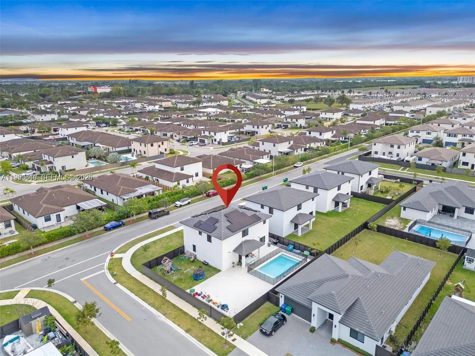 5 bedroom 4 bath for sale at 22712 SW 129th Ave, Miami FL 33170